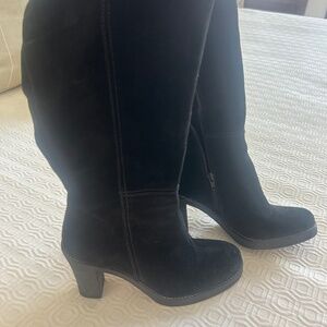 Fabulous black suede dress boots